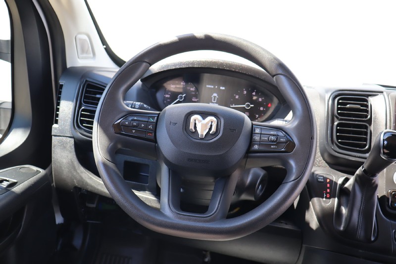 Ram ProMaster Vehicle Full-screen Gallery Image 24