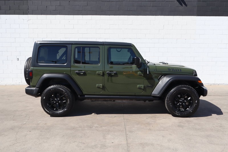 Jeep Wrangler Vehicle Full-screen Gallery Image 04
