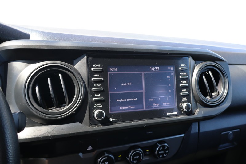 Toyota Tacoma Vehicle Full-screen Gallery Image 24