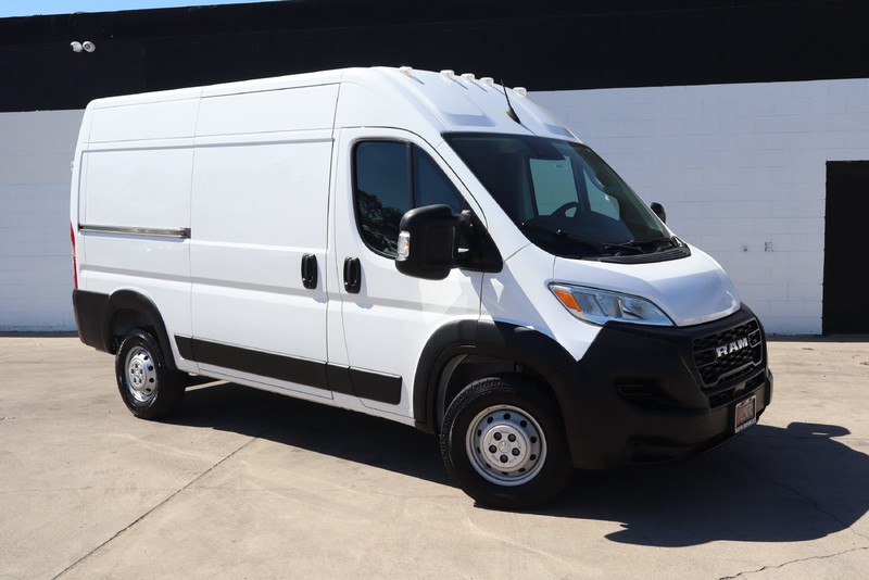 Ram ProMaster Cargo Van Vehicle Full-screen Gallery Image 02