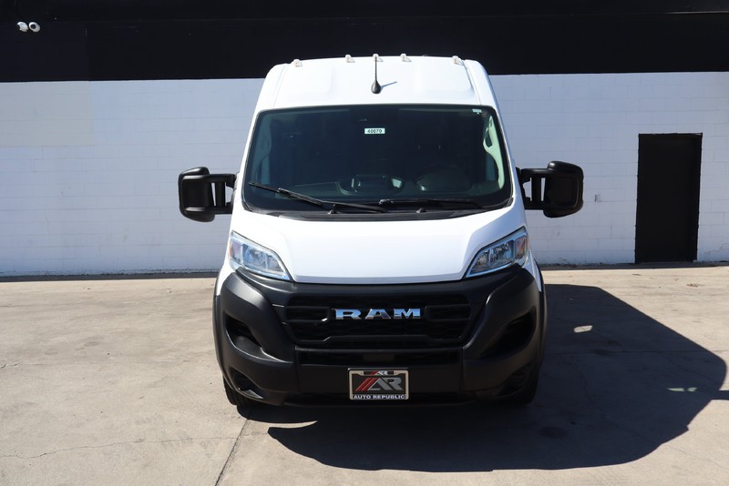 Ram ProMaster Cargo Van Vehicle Full-screen Gallery Image 03