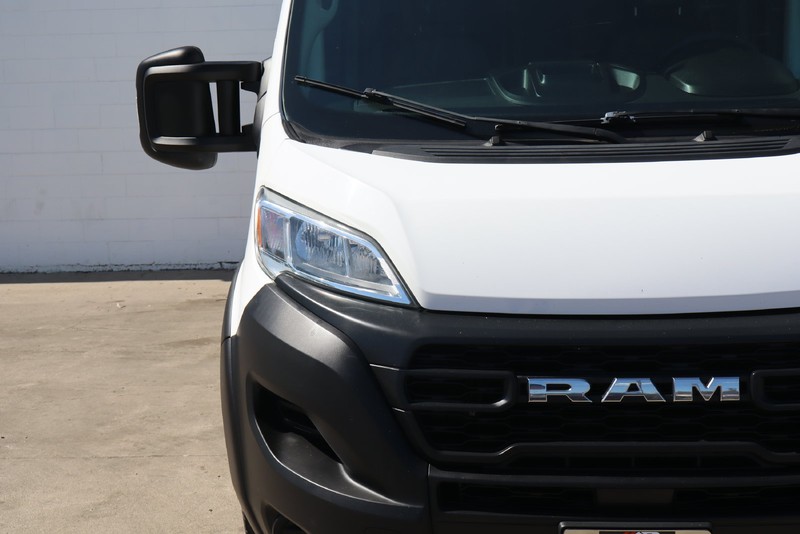 Ram ProMaster Cargo Van Vehicle Full-screen Gallery Image 04