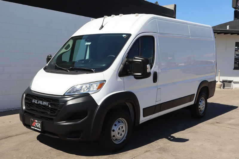 Ram ProMaster Cargo Van Vehicle Full-screen Gallery Image 10