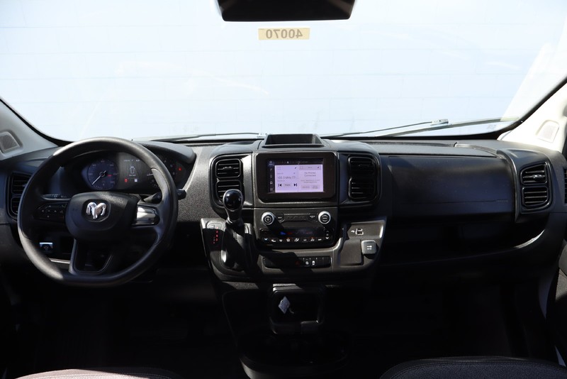 Ram ProMaster Cargo Van Vehicle Full-screen Gallery Image 19