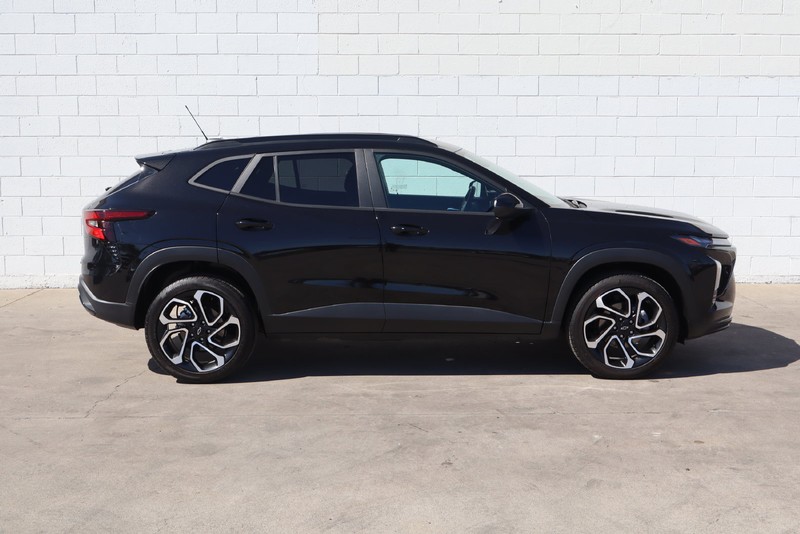 Chevrolet Trax Vehicle Full-screen Gallery Image 04