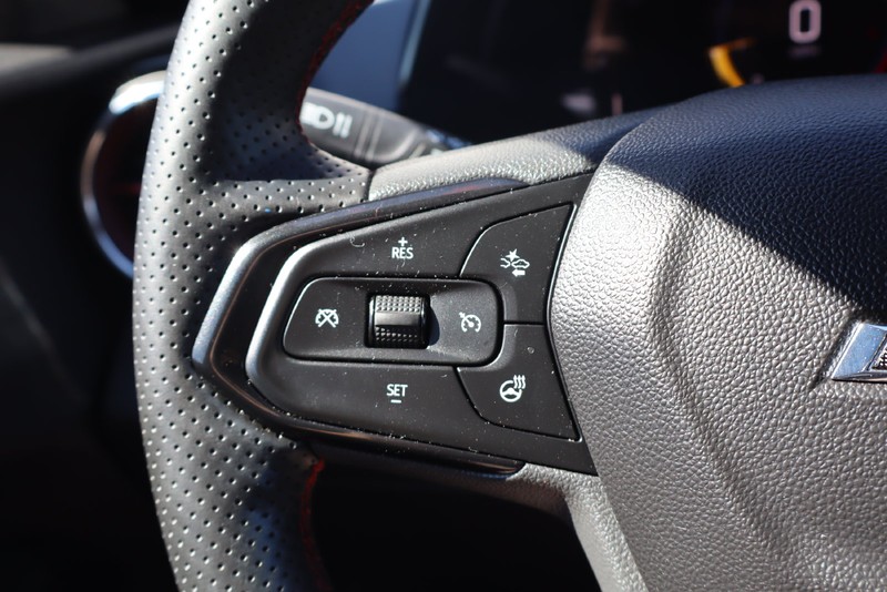 Chevrolet Trax Vehicle Full-screen Gallery Image 25