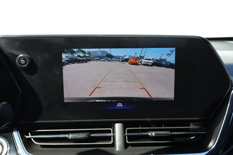 Chevrolet Trax Vehicle Full-screen Gallery Image 28