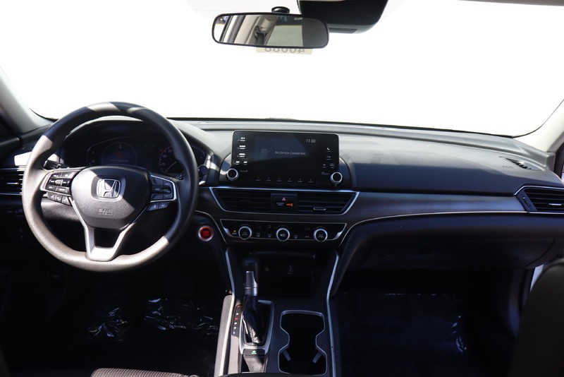 Honda Accord Sedan Vehicle Full-screen Gallery Image 21