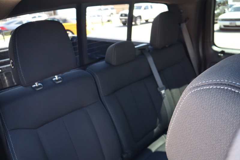 Ford F-150 Vehicle Full-screen Gallery Image 19