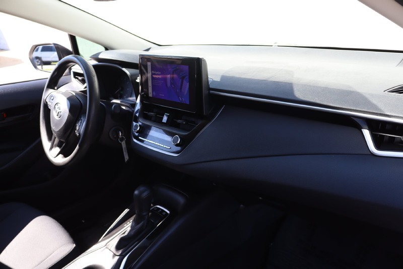 Toyota Corolla Vehicle Full-screen Gallery Image 18