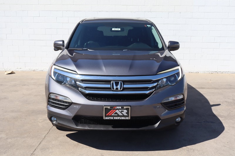 Honda Pilot Vehicle Full-screen Gallery Image 02