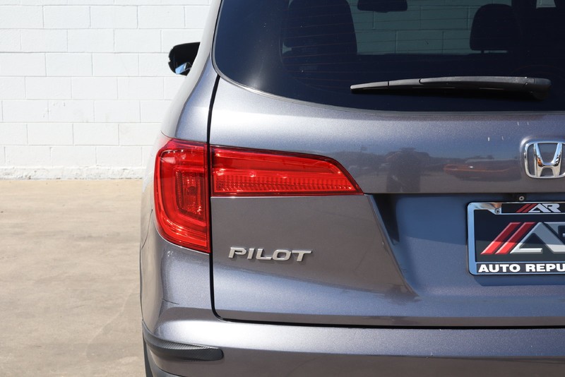 Honda Pilot Vehicle Full-screen Gallery Image 07