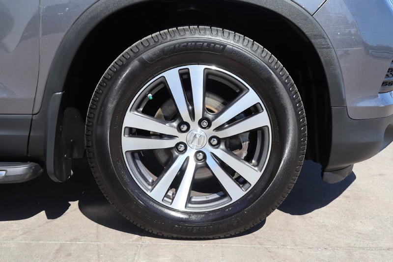 Honda Pilot Vehicle Full-screen Gallery Image 11