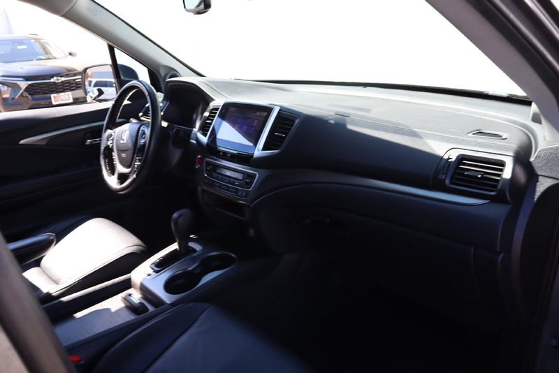 Honda Pilot Vehicle Full-screen Gallery Image 16