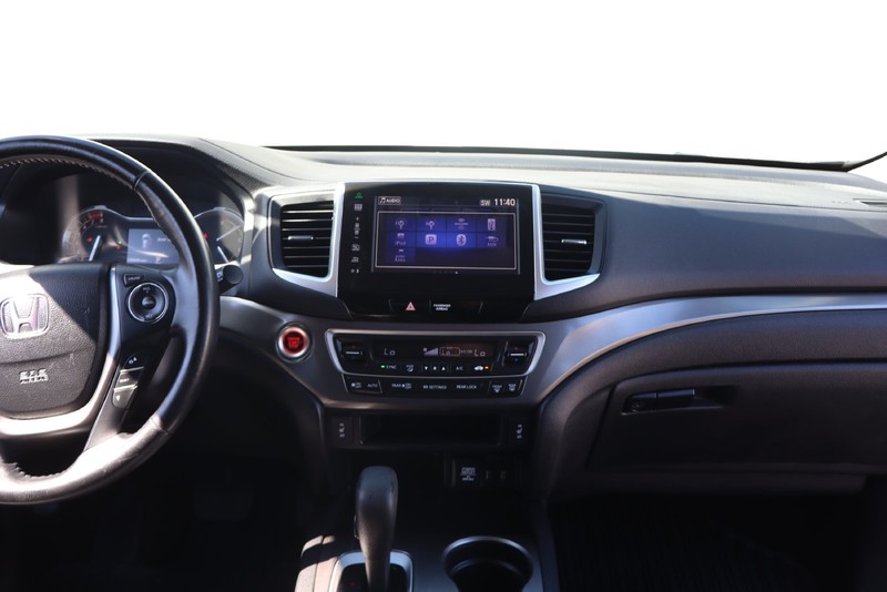 Honda Pilot Vehicle Full-screen Gallery Image 20