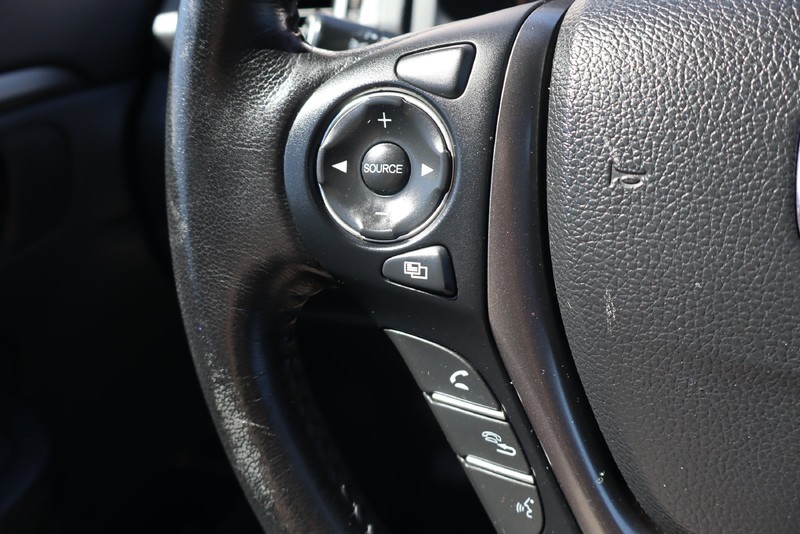 Honda Pilot Vehicle Full-screen Gallery Image 23