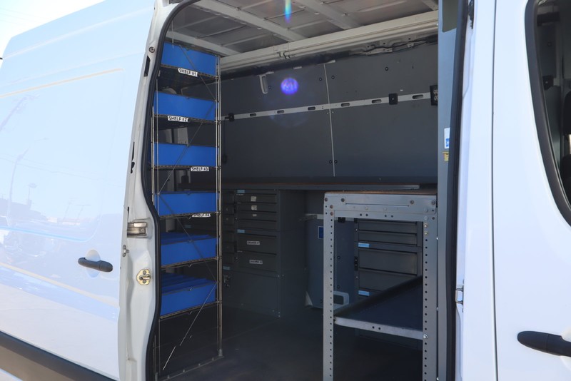 Mercedes-Benz Sprinter Cargo Vans Vehicle Full-screen Gallery Image 21