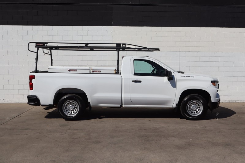 Chevrolet Silverado 1500 Vehicle Full-screen Gallery Image 01