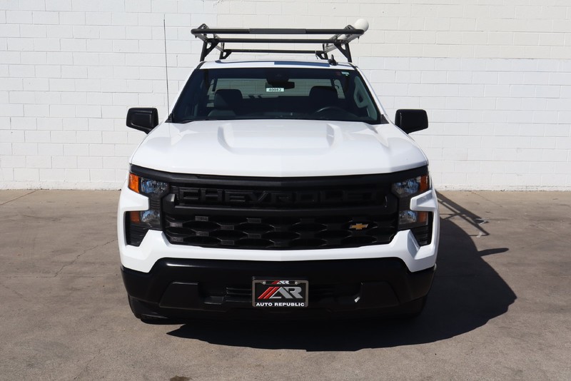 Chevrolet Silverado 1500 Vehicle Full-screen Gallery Image 03