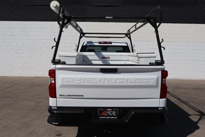 Chevrolet Silverado 1500 Vehicle Full-screen Gallery Image 06