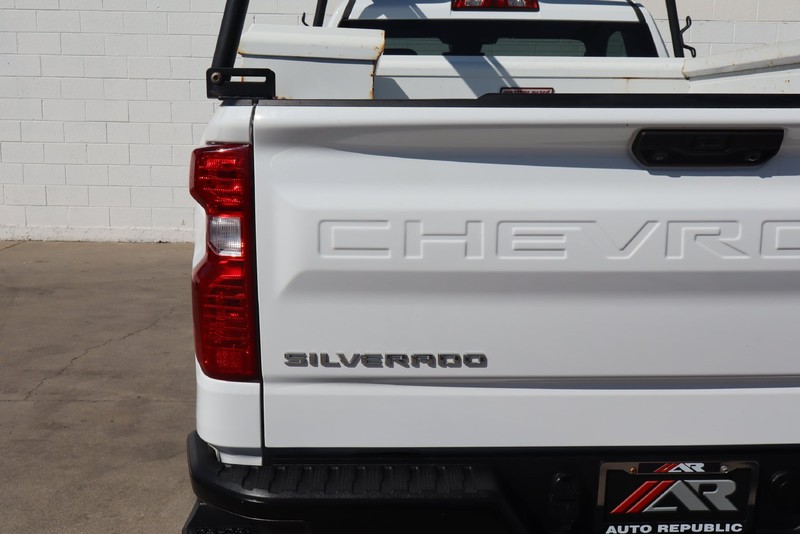 Chevrolet Silverado 1500 Vehicle Full-screen Gallery Image 07