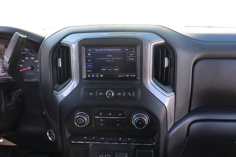 Chevrolet Silverado 1500 Vehicle Full-screen Gallery Image 20