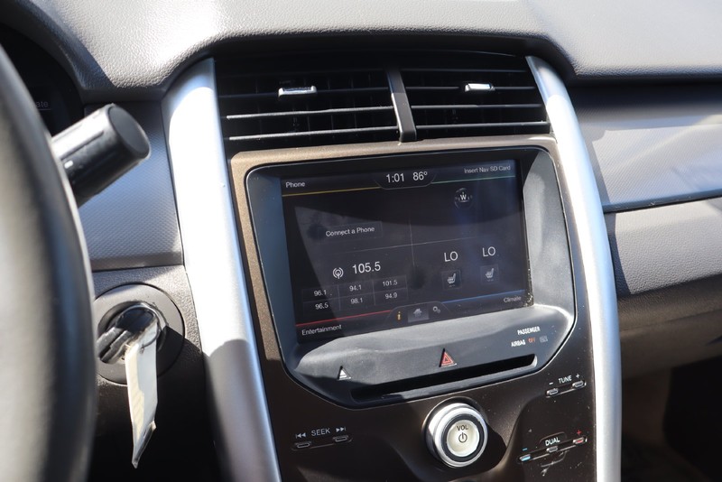 Ford Edge Vehicle Full-screen Gallery Image 26
