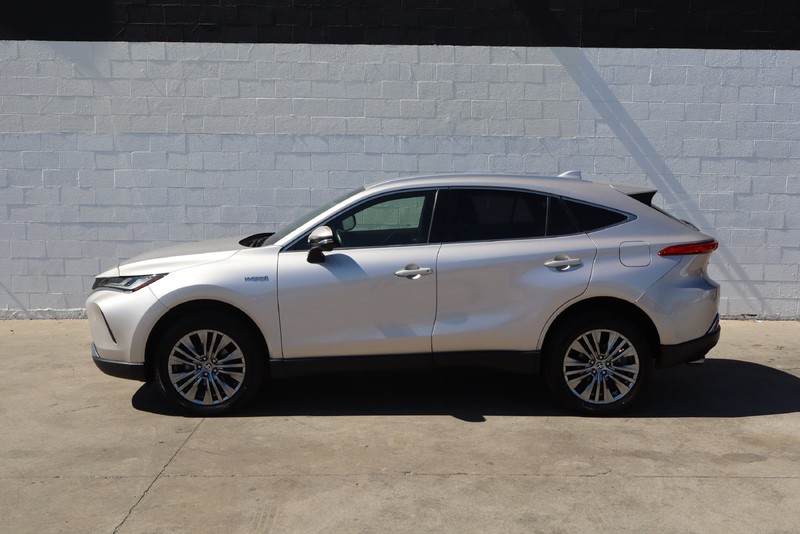 Toyota Venza Vehicle Full-screen Gallery Image 11