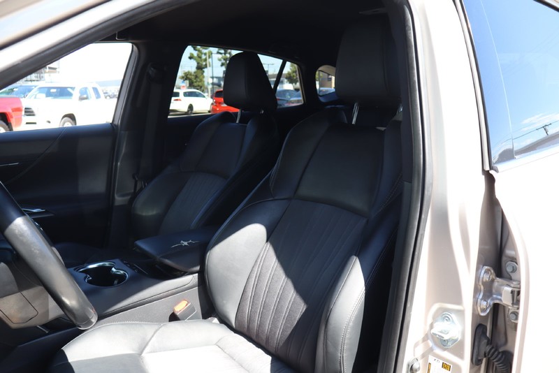 Toyota Venza Vehicle Full-screen Gallery Image 17