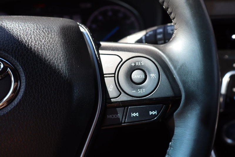 Toyota Venza Vehicle Full-screen Gallery Image 26