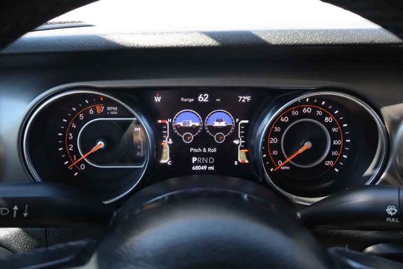 Jeep Gladiator Vehicle Full-screen Gallery Image 22