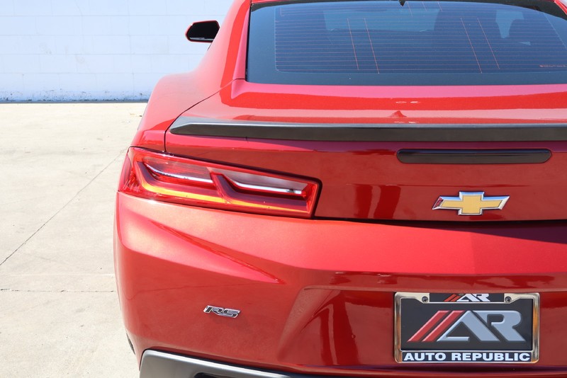 Chevrolet Camaro Vehicle Full-screen Gallery Image 07