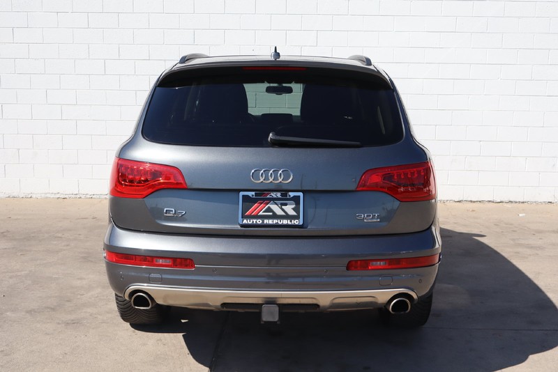 Audi Q7 Vehicle Full-screen Gallery Image 06