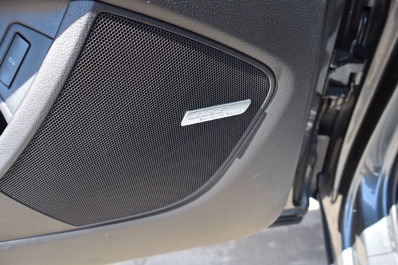Audi Q7 Vehicle Full-screen Gallery Image 18