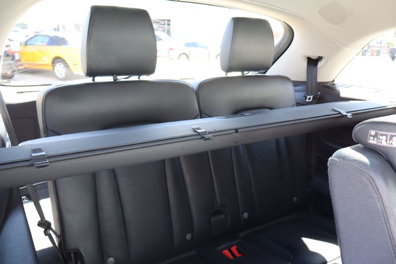 Audi Q7 Vehicle Full-screen Gallery Image 28