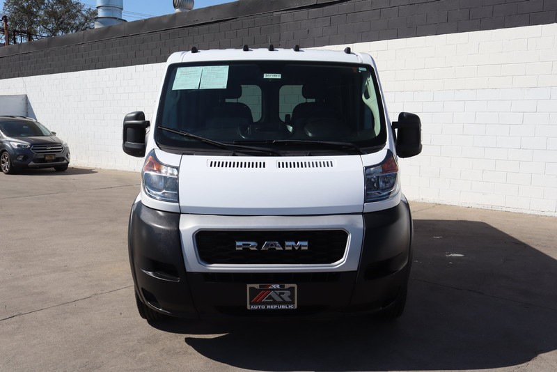 Ram ProMaster Cargo Van Vehicle Full-screen Gallery Image 03