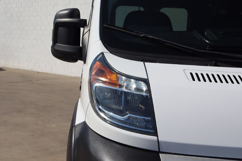 Ram ProMaster Cargo Van Vehicle Full-screen Gallery Image 04