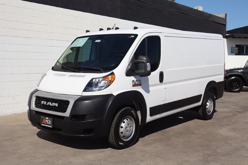 Ram ProMaster Cargo Van Vehicle Full-screen Gallery Image 12