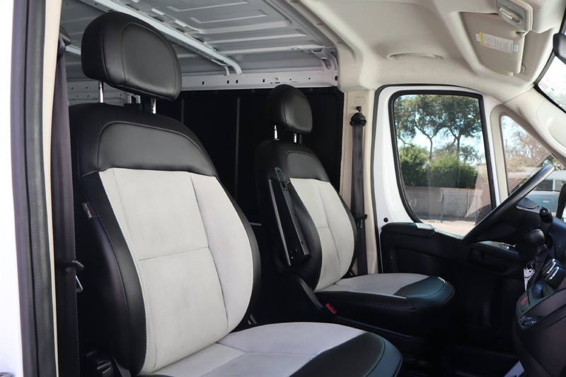 Ram ProMaster Cargo Van Vehicle Full-screen Gallery Image 20