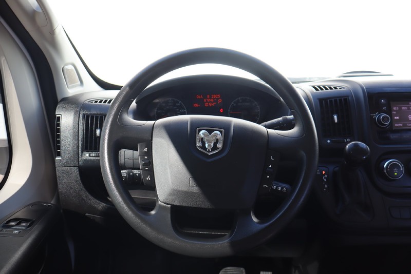 Ram ProMaster Cargo Van Vehicle Full-screen Gallery Image 24