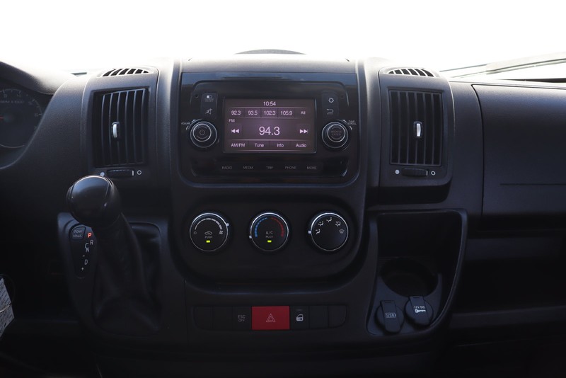 Ram ProMaster Cargo Van Vehicle Full-screen Gallery Image 25