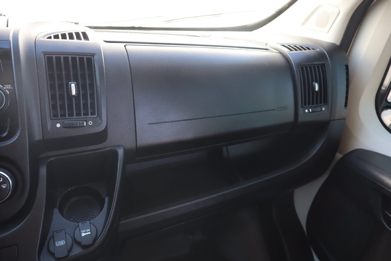 Ram ProMaster Cargo Van Vehicle Full-screen Gallery Image 26