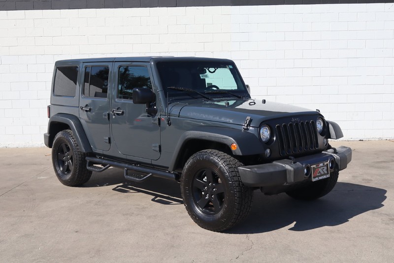 Jeep Wrangler Unlimited Vehicle Full-screen Gallery Image 01