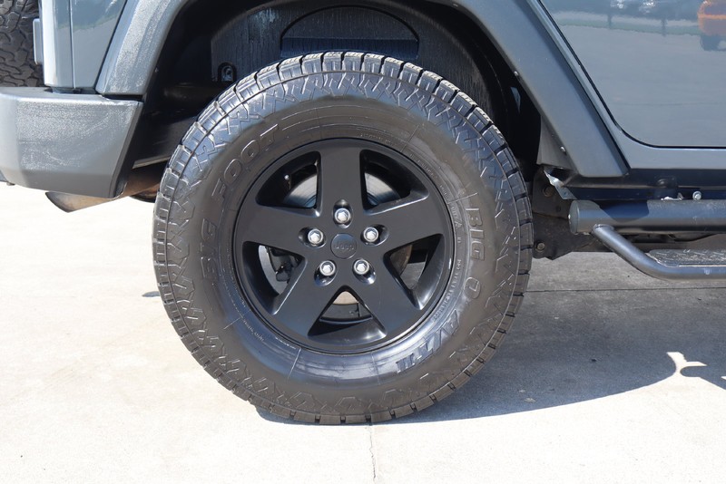 Jeep Wrangler Unlimited Vehicle Full-screen Gallery Image 16