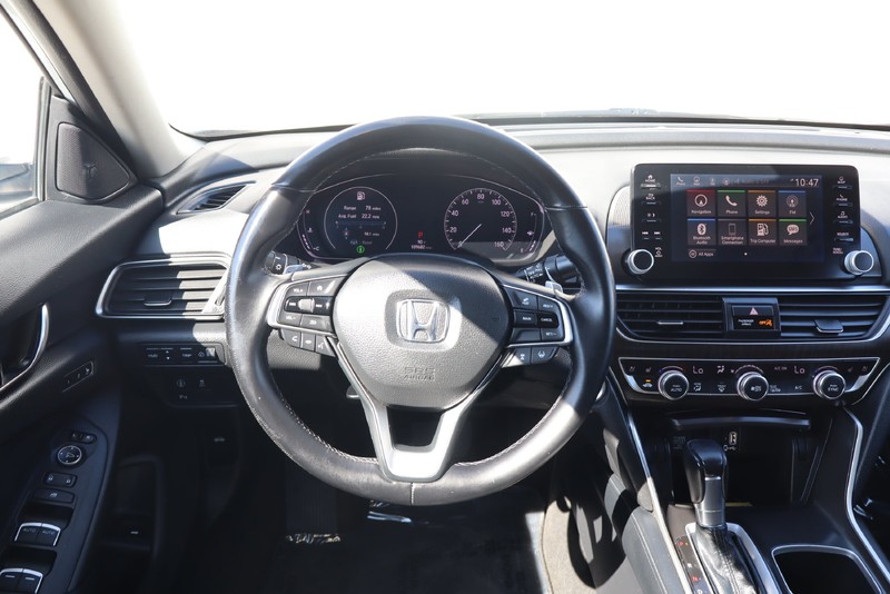 Honda Accord Sedan Vehicle Full-screen Gallery Image 30