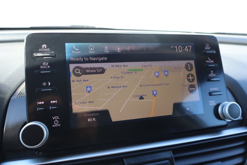 Honda Accord Sedan Vehicle Full-screen Gallery Image 33