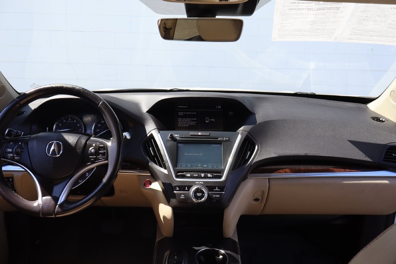 Acura MDX Vehicle Full-screen Gallery Image 24