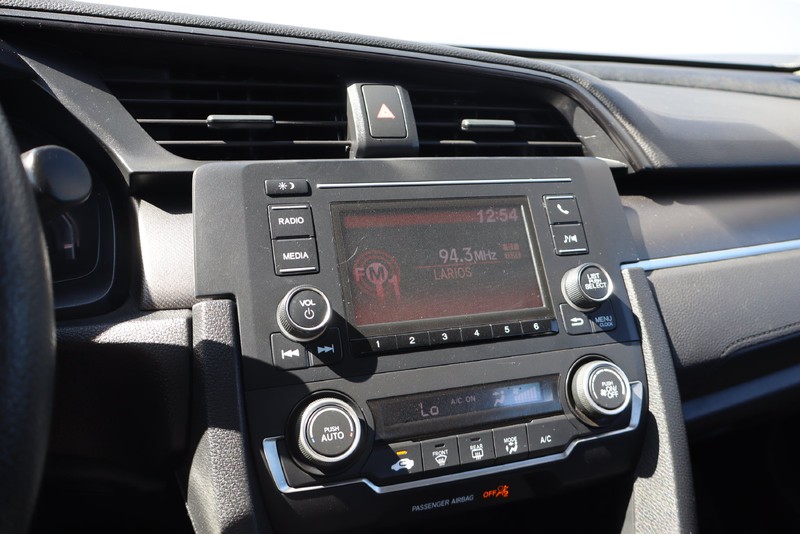Honda Civic Sedan Vehicle Full-screen Gallery Image 25