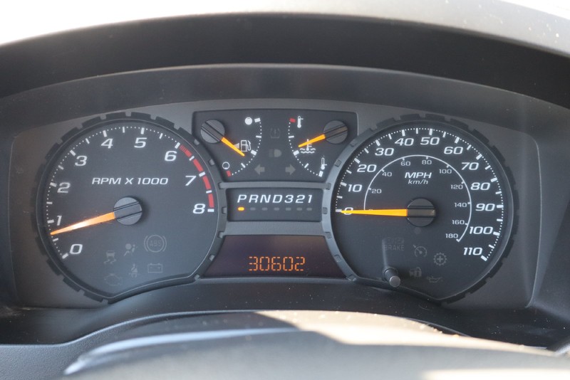 Chevrolet Colorado Vehicle Full-screen Gallery Image 21