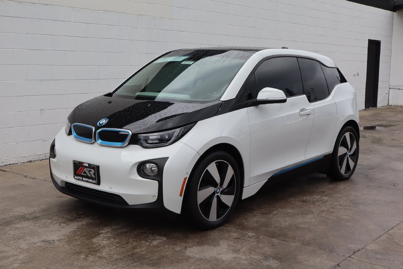 BMW i3 Vehicle Full-screen Gallery Image 11